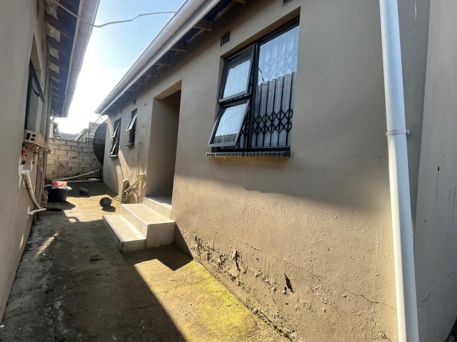 3 Bedroom Property for Sale in Mdantsane Eastern Cape
